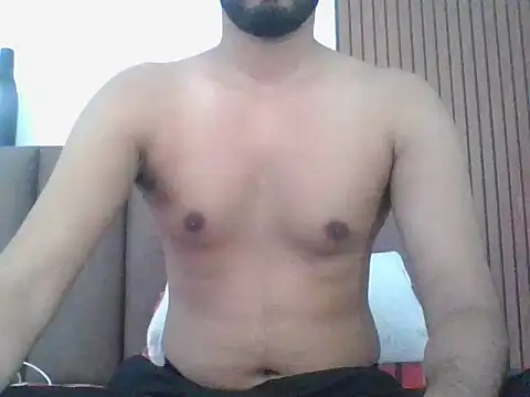 Snapshot of bigdickfuckuu chatting on September 16, 8:59 am bigdickfuckuu online show from September 16, 8:59 am
