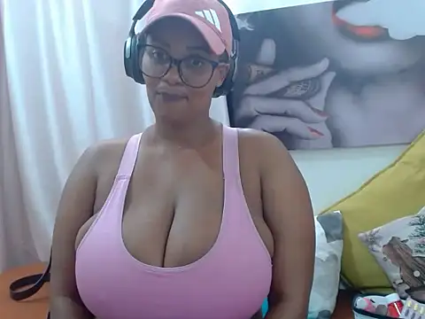 Snapshot of Charlie-Crawford chatting on February 16, 7:26 am Charlie-Crawford online show from February 16, 7:26 am