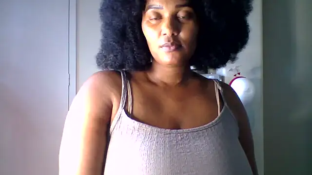 Snapshot of Charlie-Crawford chatting on February 21, 2:40 pm Charlie-Crawford online show from February 21, 2:40 pm