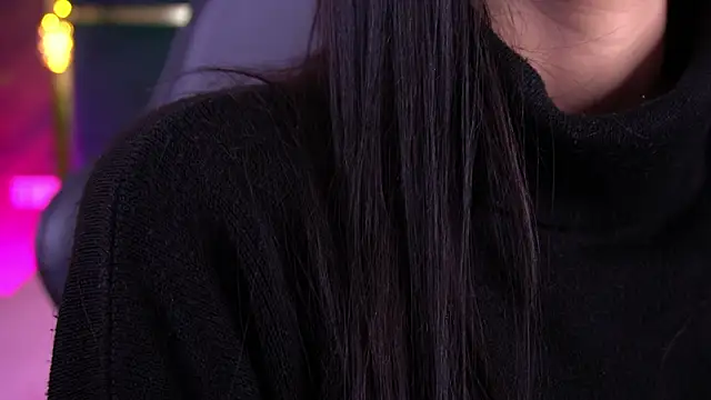 Snapshot of LittleeCutee chatting on February 22, 7:29 am LittleeCutee online show from February 22, 7:29 am