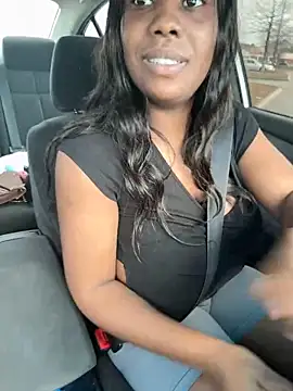 Snapshot of 1Topgyal chatting on February 10, 6:24 pm 1Topgyal online show from February 10, 6:24 pm