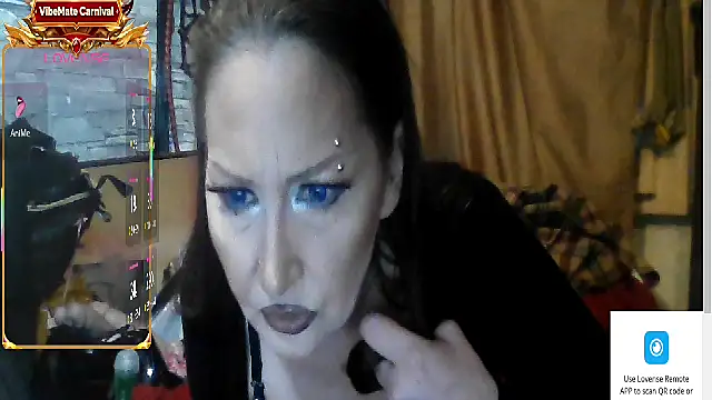dominatrixredsonyja online show from May 9, 3:12 am