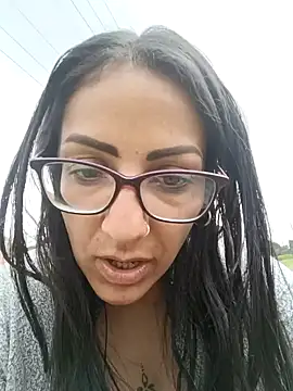 Snapshot of alma_blue chatting on December 15, 3:20 pm alma blue online show from December 15, 3:20 pm