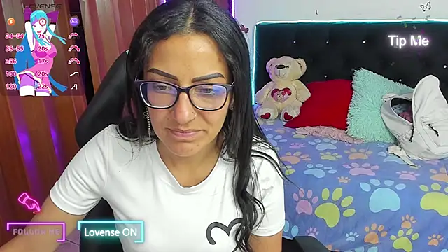 Snapshot of alma_blue chatting on October 17, 10:12 pm alma blue online show from October 17, 10:12 pm