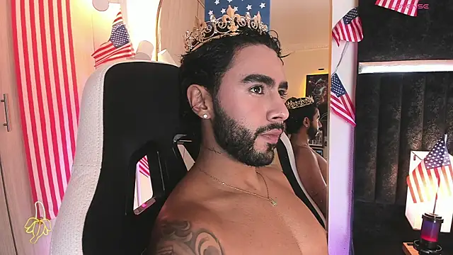 Snapshot of ItsMeEros chatting on July 4, 11:22 pm ItsMeEros online show from July 4, 11:22 pm