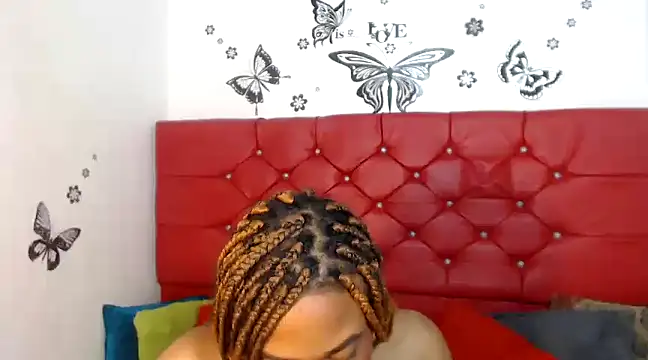 Snapshot of dirtydolltsx chatting on January 30, 7:39 am dirtydolltsx online show from January 30, 7:39 am