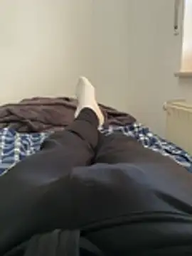 Snapshot of Jonkitzler1 chatting on April 29, 11:47 am Jonkitzler1 online show from April 29, 11:47 am