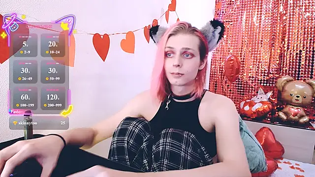 Snapshot of Littlepinkcat chatting on February 18, 2:29 am Littlepinkcat online show from February 18, 2:29 am