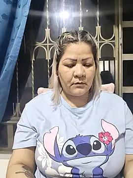 Snapshot of Dalessa_Bigtits chatting on March 1, 6:04 am Dalessa Bigtits online show from March 1, 6:04 am