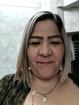 Snapshot of Dalessa_Bigtits chatting on March 30, 9:21 am Dalessa Bigtits online show from March 30, 9:21 am