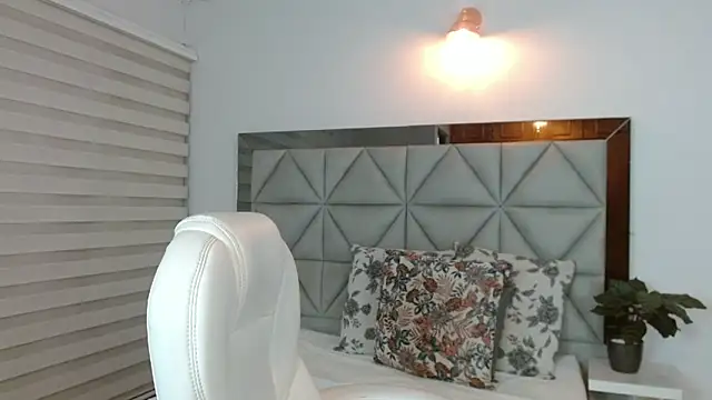 nana levy online show from March 4, 4:06 am