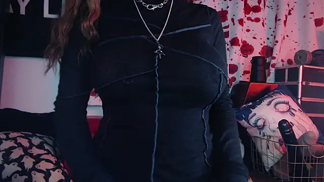 Snapshot of Silentmary chatting on October 21, 3:29 am Silentmary online show from October 21, 3:29 am