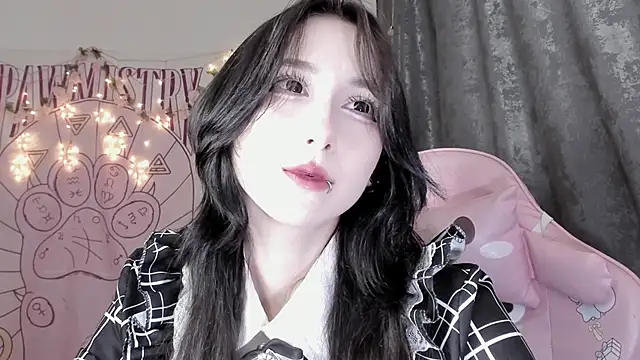 Snapshot of Holy420lolii chatting on October 10, 3:44 pm Holy420lolii online show from October 10, 3:44 pm