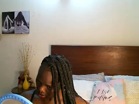 Snapshot of pay_tience chatting on May 13, 2:42 am pay tience online show from May 13, 2:42 am