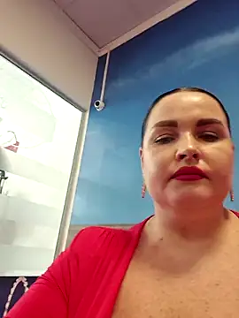 GeorgiaLerox online show from April 3, 1:20 pm