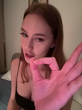 Meow Sophie online show from September 21, 3:46 pm