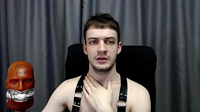 Snapshot of _Damien_thorn_ chatting on February 25, 9:02 pm Damien thorn online show from February 25, 9:02 pm