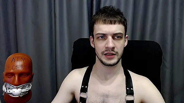 Snapshot of _Damien_thorn_ chatting on March 1, 4:20 pm Damien thorn online show from March 1, 4:20 pm