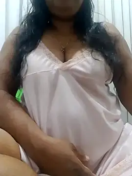 chubby wife online show from December 6, 5:44 pm