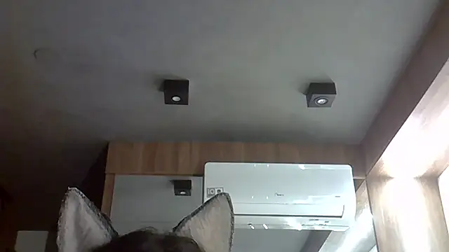 Skinny-Kitten online show from November 3, 12:13 am