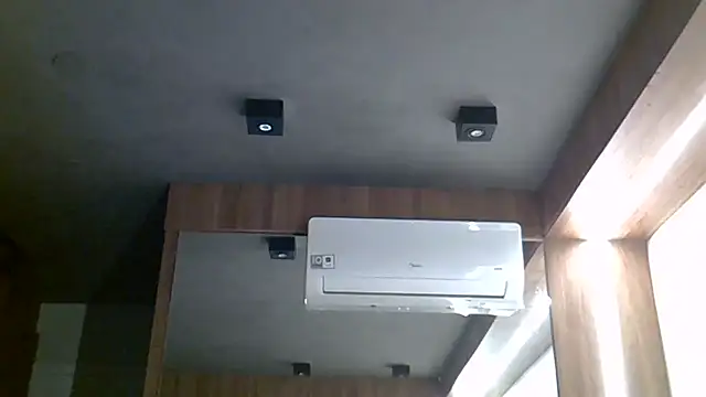 Skinny-Kitten online show from February 18, 4:30 am