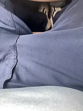prekumstud online show from July 25, 2:58 pm