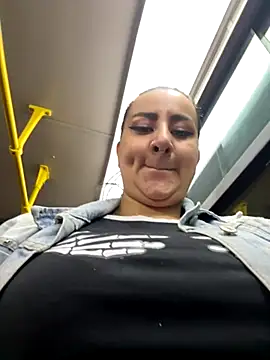 Abril Luv online show from October 24, 12:08 am