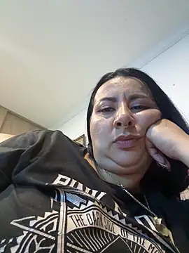 Abril Luv online show from May 15, 2:07 am