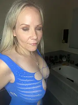 Sexual Lovable Doll online show from September 12, 12:38 pm