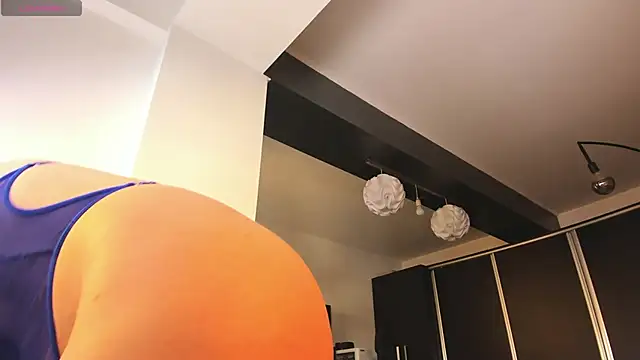 Snapshot of WildMilf chatting on January 17, 10:31 am WildMilf online show from January 17, 10:31 am