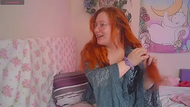 FluffyRainbowKity online show from December 15, 11:14 am