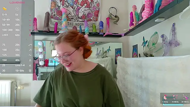 FluffyRainbowKity online show from May 22, 8:53 am