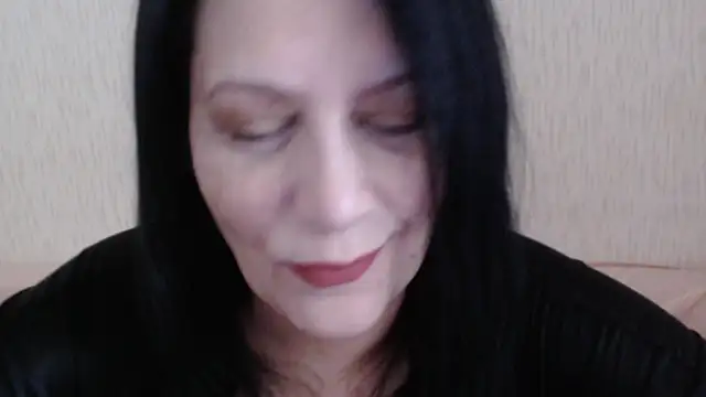 Snapshot of Mirabelle_Sweet chatting on February 20, 8:27 am Mirabelle Sweet online show from February 20, 8:27 am