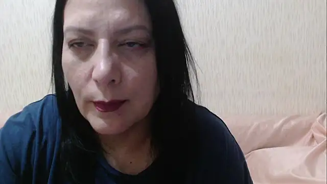 Snapshot of Mirabelle_Sweet chatting on April 12, 11:10 pm Mirabelle Sweet online show from April 12, 11:10 pm