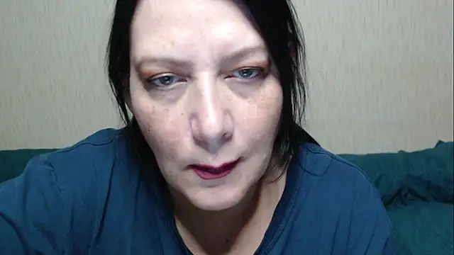 Snapshot of Mirabelle_Sweet chatting on April 28, 2:27 am Mirabelle Sweet online show from April 28, 2:27 am