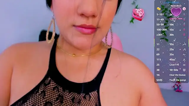 susan  nau online show from December 19, 5:36 am