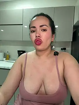 andra rose online show from May 6, 1:47 am