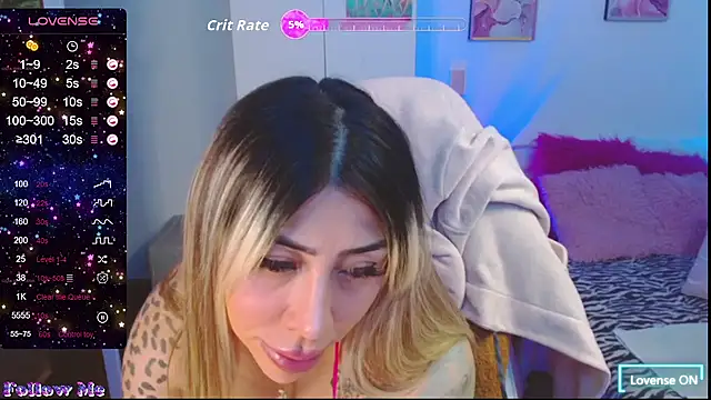 Snapshot of Martina_Dash chatting on October 28, 11:14 am Martina Dash online show from October 28, 11:14 am