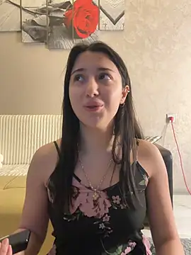 Tasty Nora online show from March 18, 4:04 am