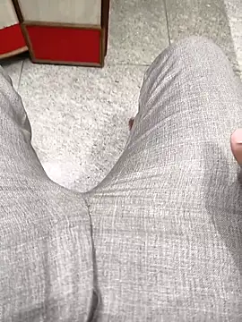 Snapshot of adicma123 chatting on October 1, 8:20 am adicma123 online show from October 1, 8:20 am