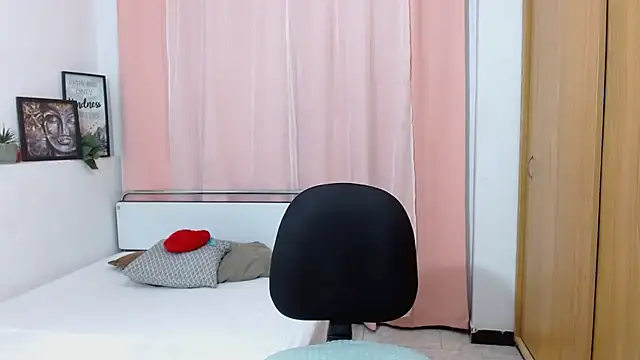 nickyCollins online show from October 3, 11:40 am