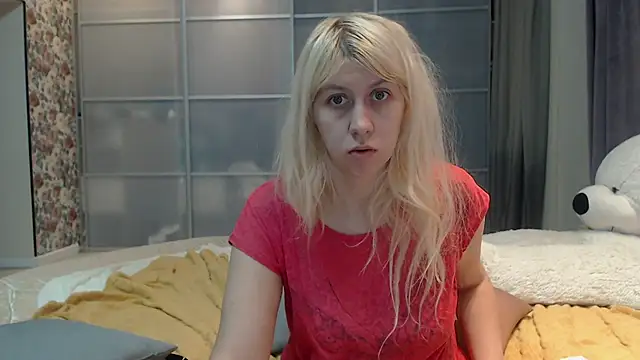 KyliePag online show from January 12, 5:12 am