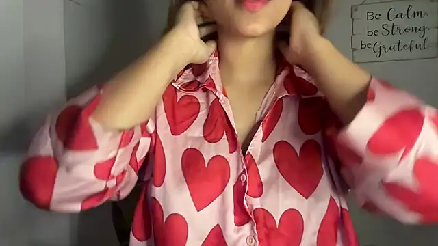 Snapshot of Queen_Sakhi chatting on January 16, 5:01 pm Queen Sakhi online show from January 16, 5:01 pm