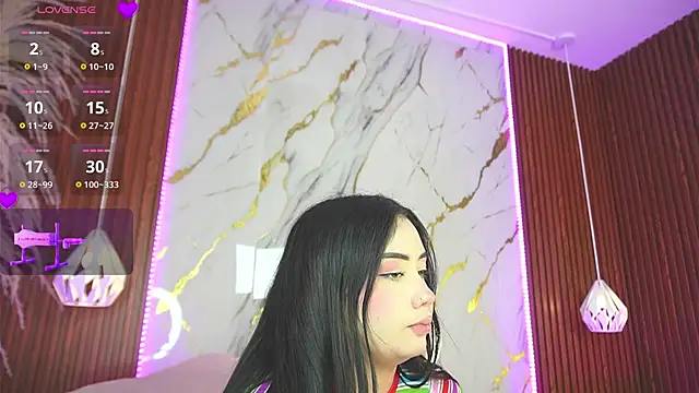 Snapshot of haylie_ chatting on January 30, 6:03 am haylie online show from January 30, 6:03 am