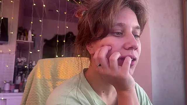 Sasha moormeoow online show from January 6, 7:31 am
