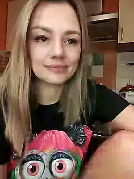 KrissSexi online show from February 12, 12:05 am