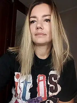 KrissSexi online show from October 8, 3:15 am