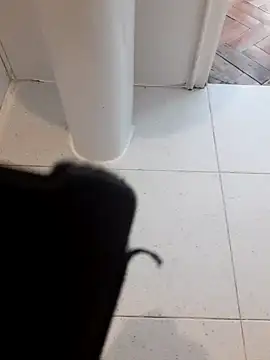 Snapshot of ManBlackhot chatting on December 31, 2:03 pm ManBlackhot online show from December 31, 2:03 pm