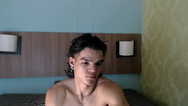 AlbertBernal69 online show from February 20, 9:00 am