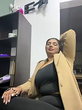ZiaCalifa online show from January 6, 12:24 pm